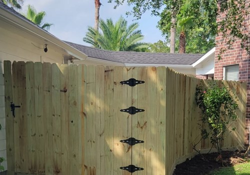 uilding Boundaries: Installing A Fence In Friendswood, TX, Before Landscaping Services